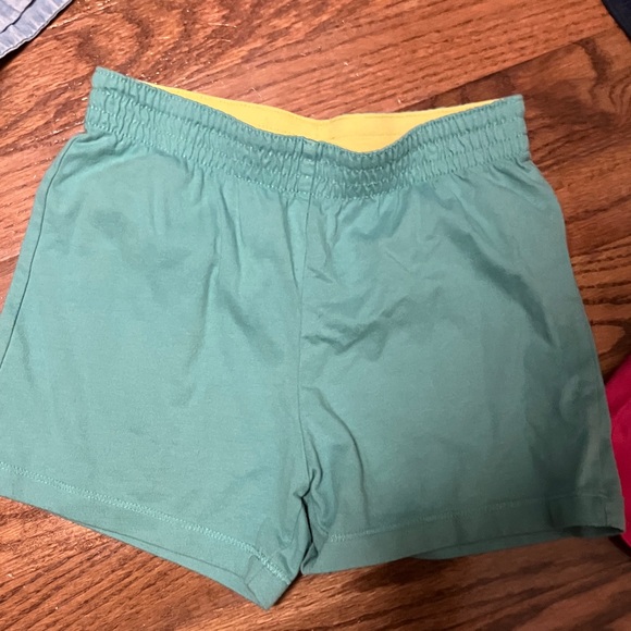 Kids Assorted Color Shorts Set - Picture 4 of 16